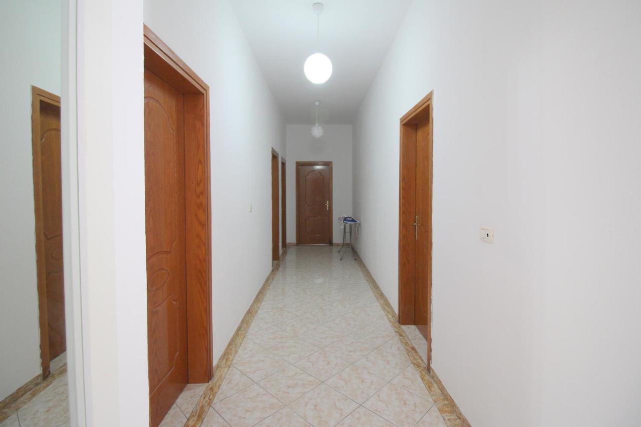 Hotel Vila Vilson Саранда Екстер'єр фото