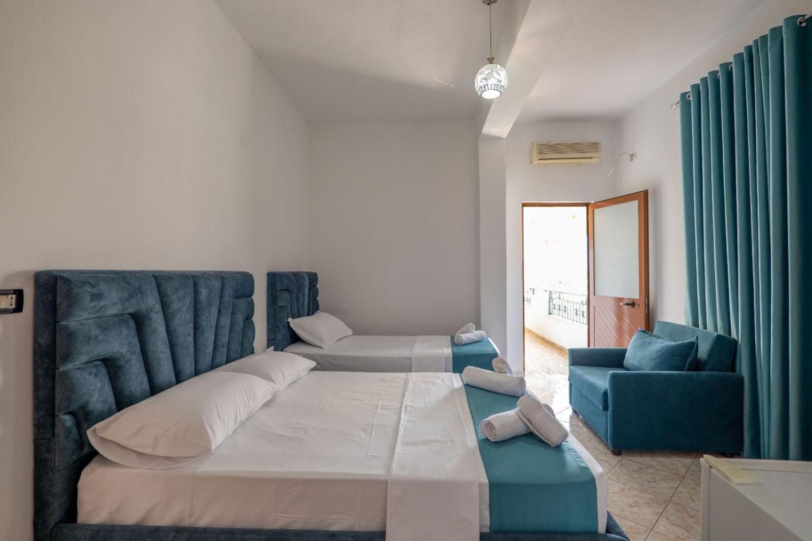 Hotel Vila Vilson Саранда Екстер'єр фото